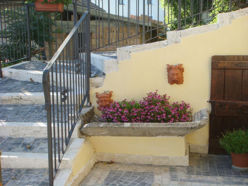 Residence Villa Valsi Santo Stefano Di Sessanio Εξωτερικό φωτογραφία